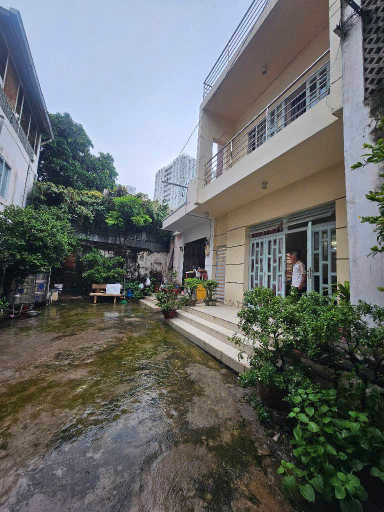 GẦN MT NAM KỲ KHỞI NGHĨA - Q3 -  DT 324M2 - HXH - 3 TẦNG BTCT - GIÁ 71 TỶ TL NHẸ